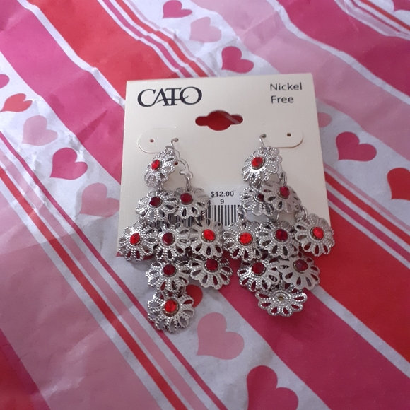 🆑️Cato earrings